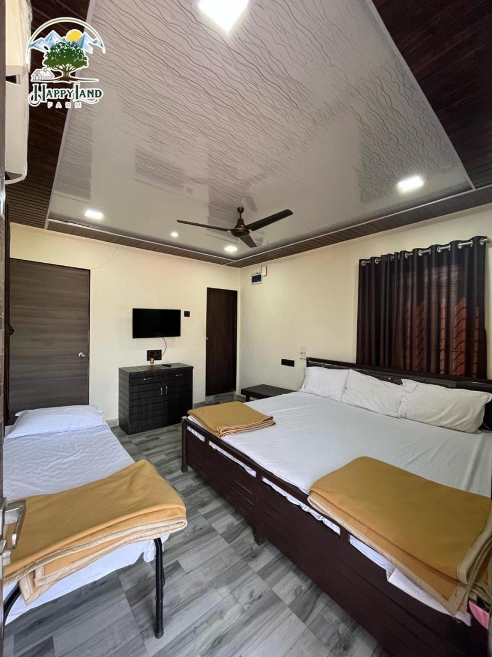 Happy Land Farm Hotel Karjat Bagian luar foto