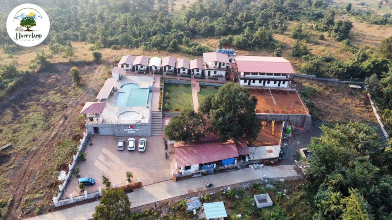 Happy Land Farm Hotel Karjat Bagian luar foto