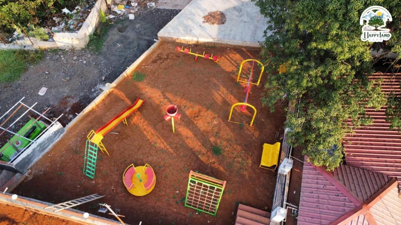 Happy Land Farm Hotel Karjat Bagian luar foto
