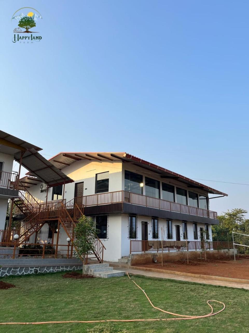 Happy Land Farm Hotel Karjat Bagian luar foto